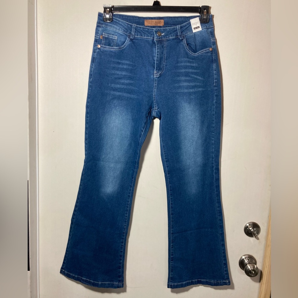 NWT Judy Blue Mid-Rise Blue Jeans Whiskering Fading Zipper/Button Size Large